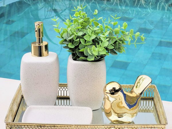 Bandeja: como usar essa peça versátil na decoração da sua casa